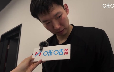 谈球吧官网登录入口北京全场16次失误！周琦：球队在关键时刻处理球还是有点犹豫