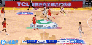 谈球吧体育app下载终于有配合！李晓旭内线接球 低手再喂奥利弗单臂暴扣打停广厦！