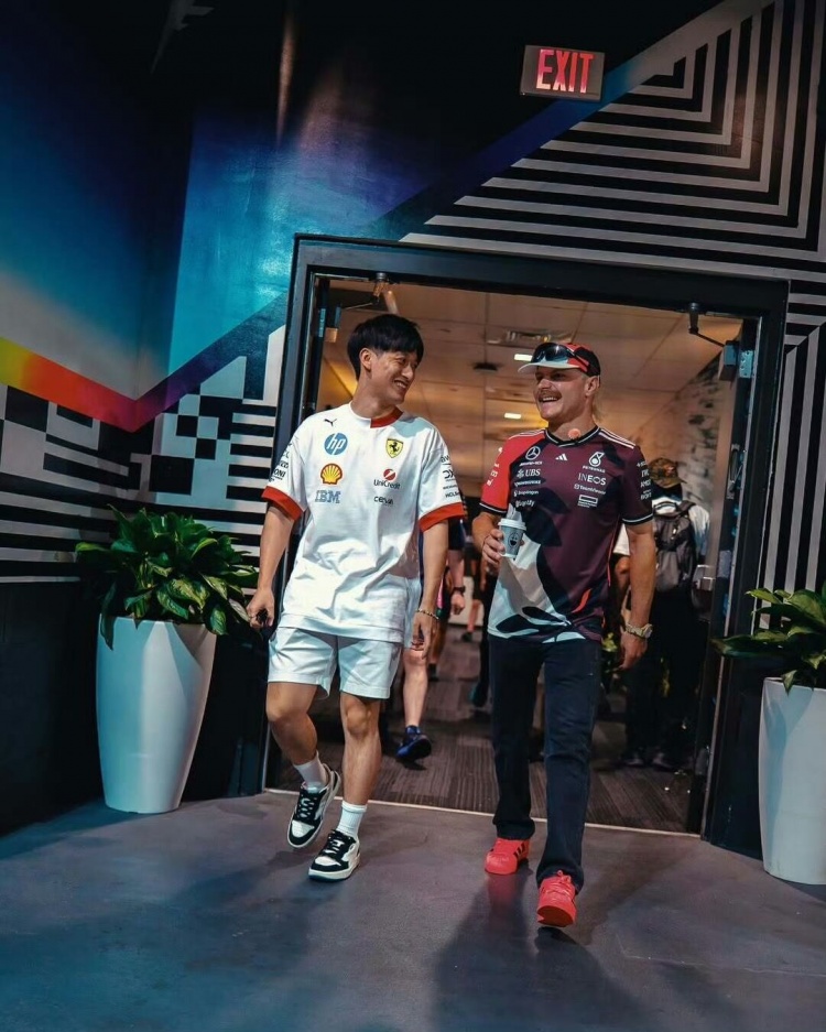 谈球吧官网登录入口外媒:凯迪拉克车队考虑经验丰富的车手,周冠宇博塔斯在候选名单