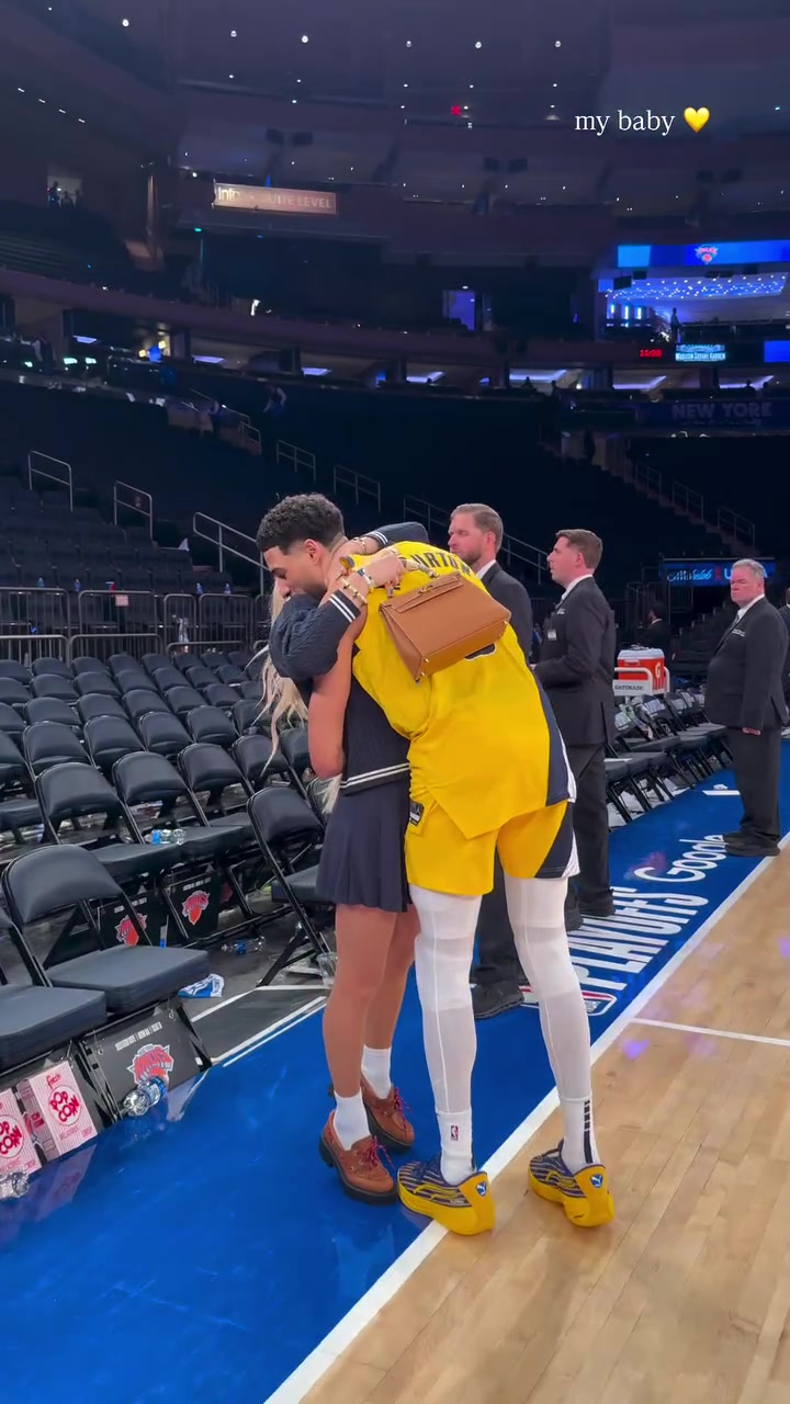 谈球吧👻哈利今天为何如此生猛？原来是有美女女友抱抱鼓励😘