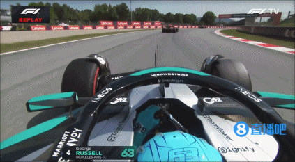 谈球吧(中国)官方网站维斯塔潘谈和拉塞尔碰撞：本可以避免，但我不知道为什么撞上去了